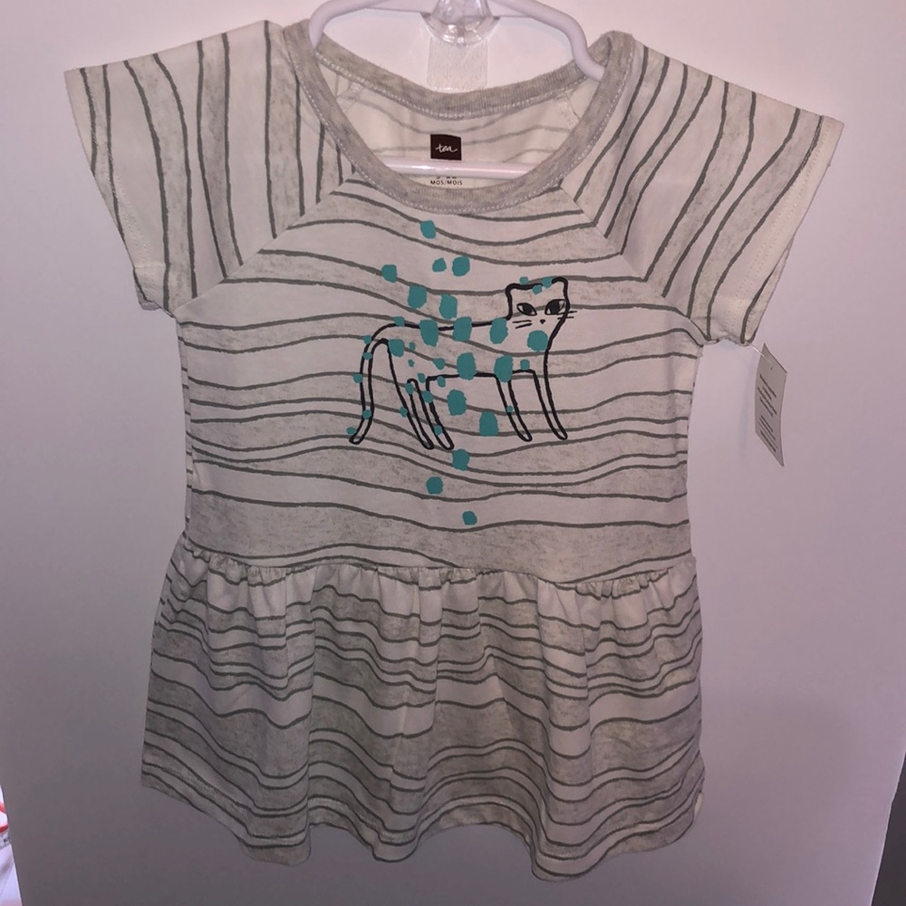 Tea Collection NWT Flutter Tunic w/Cat